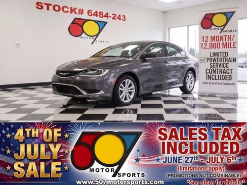 Used 2015 Chrysler 200 Limited w/ Convenience Group FWD image 1