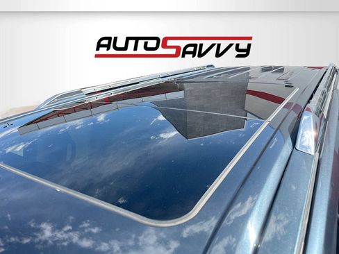 Used 2022 Lincoln Navigator L Reserve AWD/4WD image 23