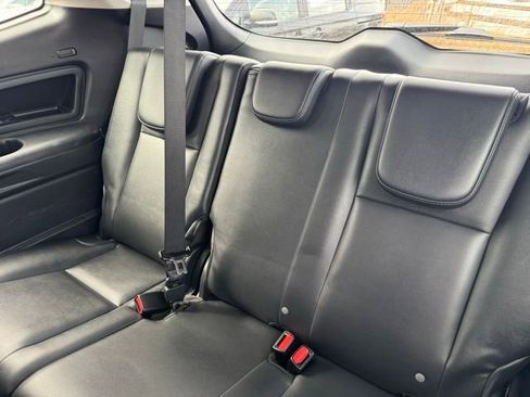 Used 2022 Subaru Ascent Limited w/ Popular Package #2A image 18