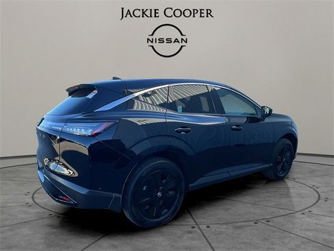 Certified 2025 Nissan Murano SV image 5