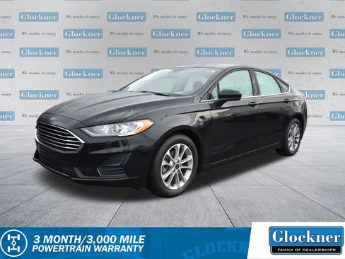 Used 2020 Ford Fusion SE image 1