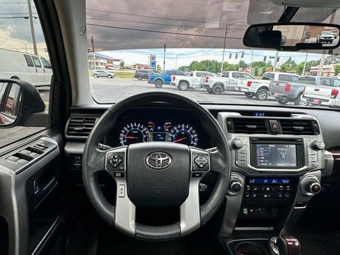 Used 2019 Toyota 4Runner Limited AWD/4WD image 20