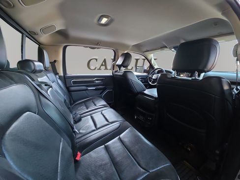 Used 2019 RAM 1500 Laramie image 18