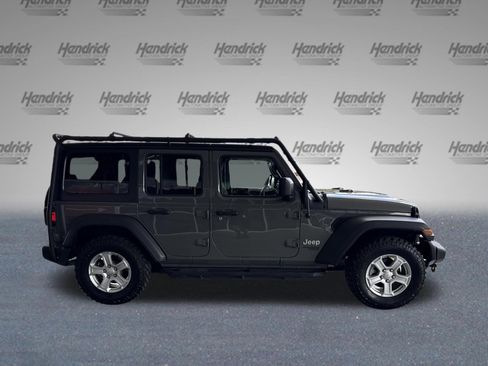Used 2018 Jeep Wrangler Unlimited Sport S image 10