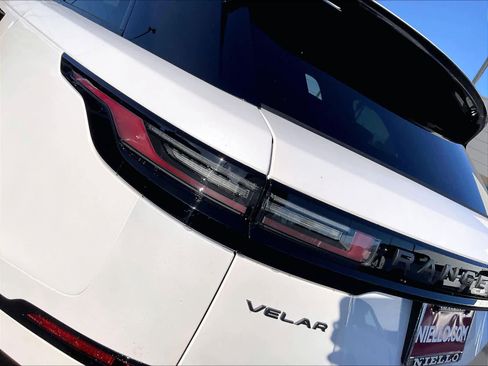 New 2026 Land Rover Range Rover Velar Dynamic SE image 25