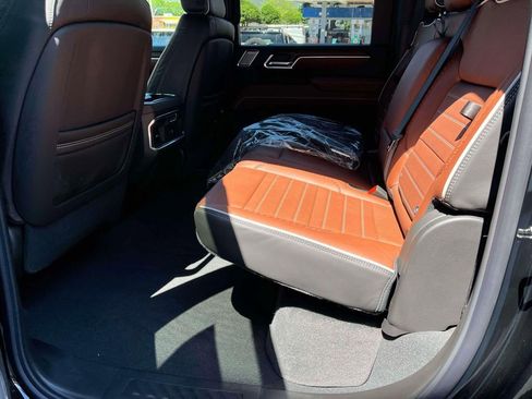 New 2026 GMC Sierra 2500 Denali Ultimate w/ Max Trailering Package image 17