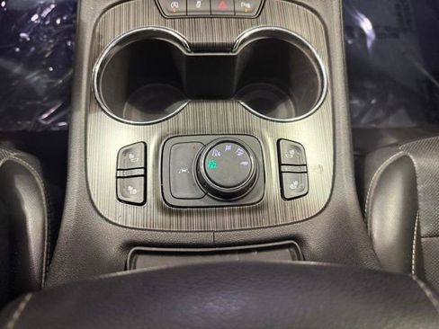 Used 2021 GMC Acadia SLT w/ Trailering Package AWD/4WD image 24