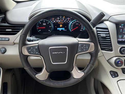 Used 2019 GMC Yukon Denali w/ Denali Ultimate Package image 20