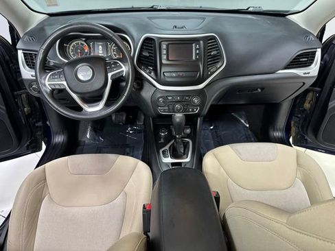 Used 2016 Jeep Cherokee Sport w/ Safety Group AWD/4WD image 2