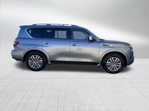 Used 2023 Nissan Armada SL image 5