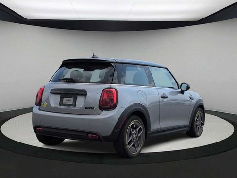 Used 2024 MINI Cooper SE FWD image 7