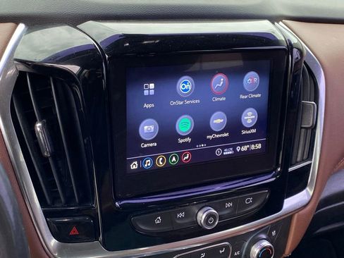 Used 2021 Chevrolet Traverse High Country image 14