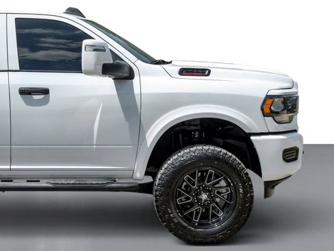 Used 2023 RAM 2500 Tradesman AWD/4WD image 8