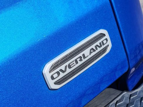 Used 2021 Jeep Gladiator Overland w/ Popular Equipment Package AWD/4WD image 6