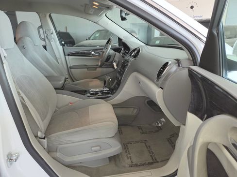 Used 2017 Buick Enclave Convenience FWD image 29