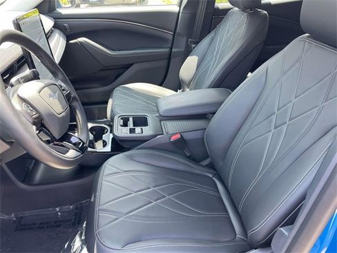 New 2025 Ford Mustang Mach-E Premium image 19