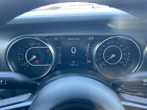Used 2023 Jeep Wrangler Unlimited Sport AWD/4WD image 21
