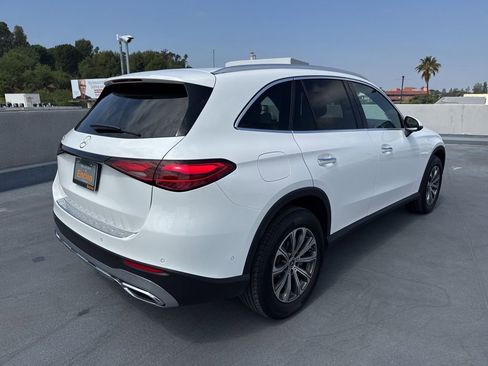 Used 2026 Mercedes-Benz GLC 300 image 5