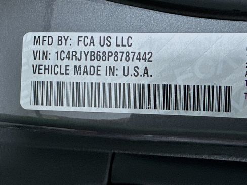 Used 2023 Jeep Grand Cherokee 4WD 4xe w/ Luxury Tech Group II image 36