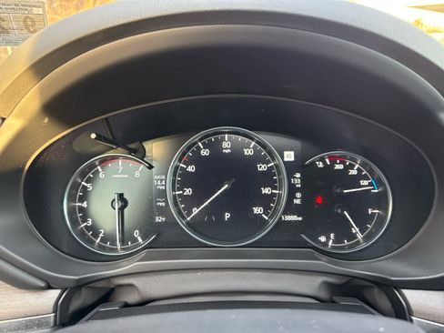 Used 2023 MAZDA CX-5 Signature image 17