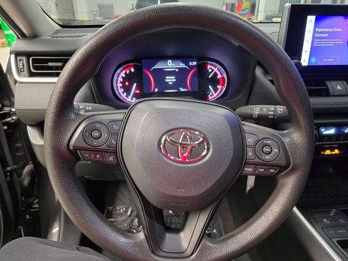 Used 2024 Toyota RAV4 LE FWD image 17