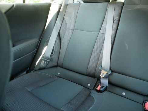 Used 2024 Subaru Outback Premium AWD/4WD image 12
