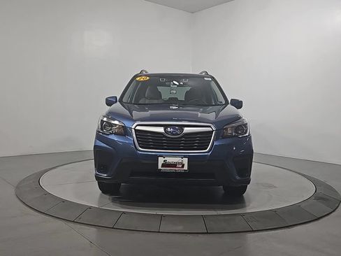 Used 2020 Subaru Forester Premium AWD/4WD image 9