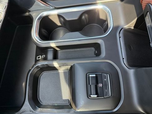 Used 2024 GMC Sierra 2500 Denali Ultimate image 21