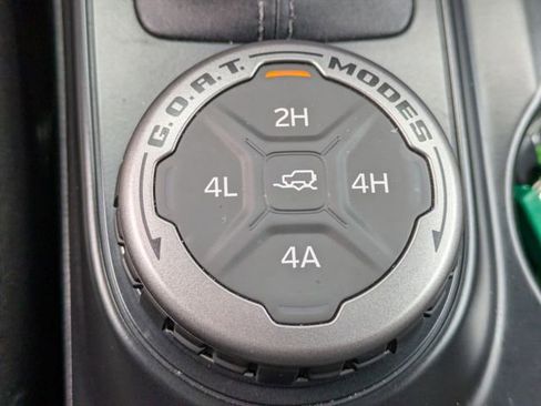 Used 2024 Ford Bronco Black Diamond w/ Sasquatch Package AWD/4WD image 24