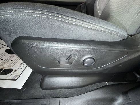 Used 2022 RAM 1500 Big Horn image 14