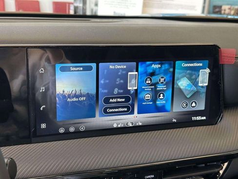 New 2026 Nissan Kicks SR w/ SR Premium Package image 25