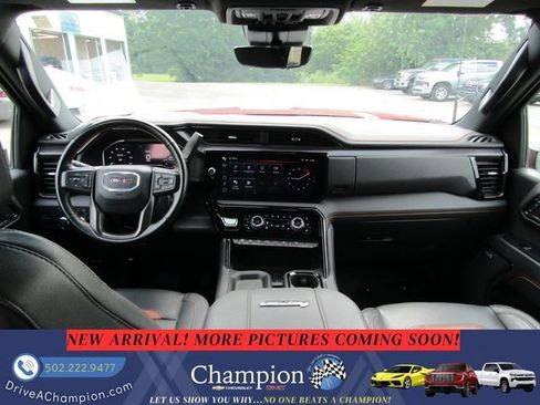 Used 2024 GMC Sierra 2500 AT4 w/ AT4 Premium Plus Package AWD/4WD image 13