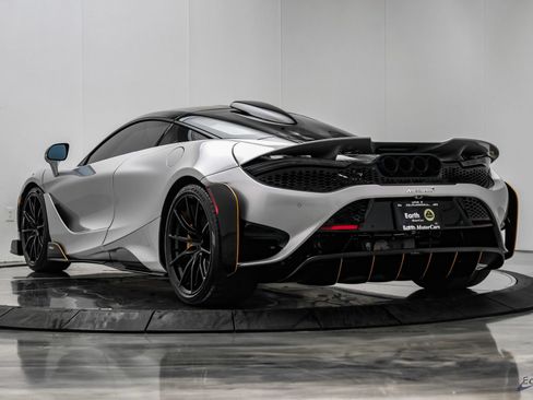 Used 2021 McLaren 765LT RWD image 13