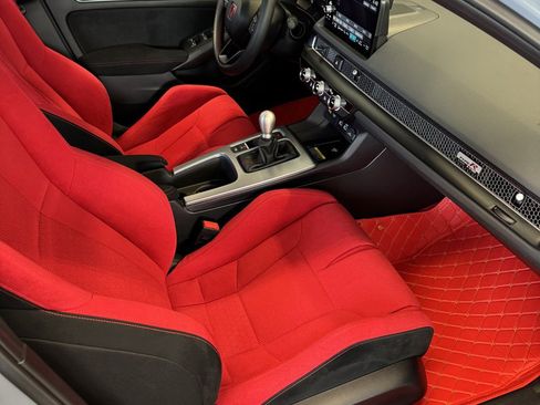 Used 2025 Honda Civic Type R image 29