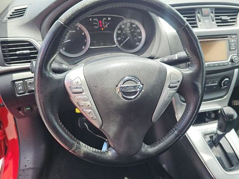 Used 2015 Nissan Sentra SR w/ Electronics Package FWD image 10