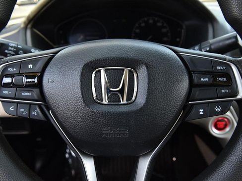 Certified 2018 Honda Accord LX image 19