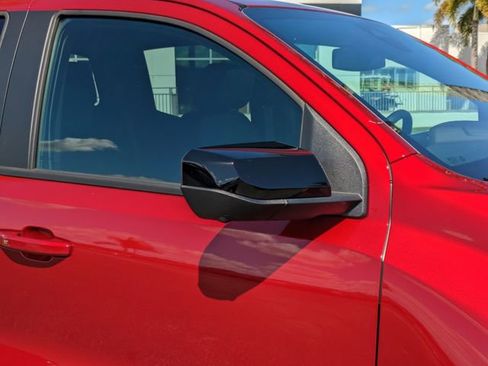 Used 2025 GMC Canyon Elevation w/ Convenience Package image 11