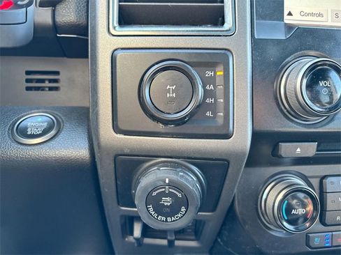 Used 2018 Ford F150 Raptor w/ Equipment Group 802A Luxury image 38