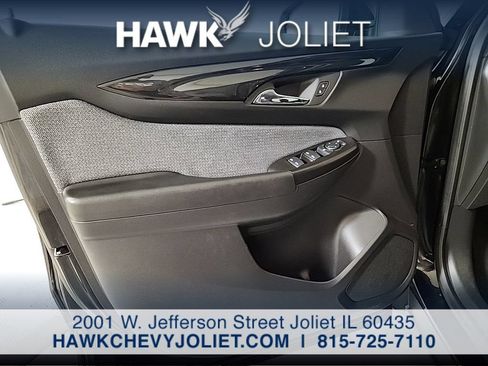 Used 2025 Chevrolet TrailBlazer LT AWD/4WD image 19