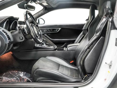 Used 2018 Jaguar F-TYPE R-Dynamic RWD image 16