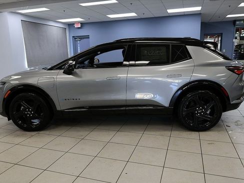 New 2026 Chevrolet Equinox EV RS image 2