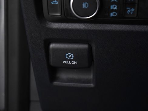 Used 2022 Ford F150 XLT w/ Equipment Group 302A High image 26