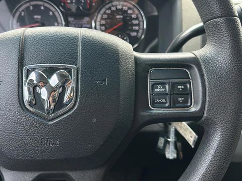 Used 2012 RAM 1500 Classic SLT RWD image 16