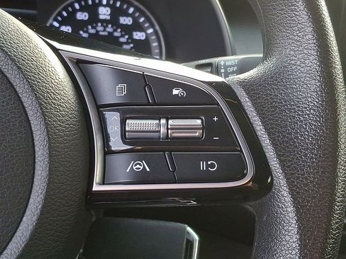 Certified 2023 Kia Forte LXS w/ LXS Technology Package image 20