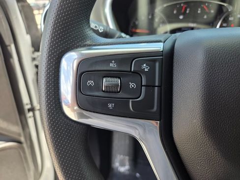 Used 2023 Chevrolet Blazer LT FWD image 30