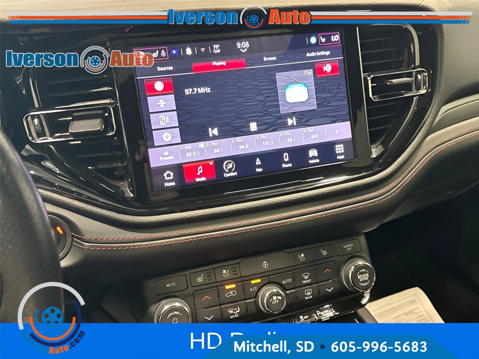 Used 2024 Dodge Durango GT AWD/4WD image 21