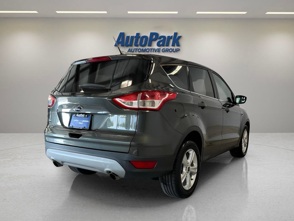 Used 2016 Ford Escape SE FWD image 7