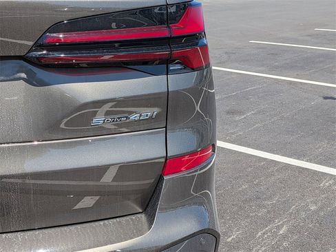 New 2026 BMW X5 sDrive40i image 23