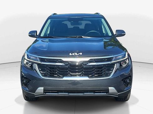 Used 2024 Kia Seltos EX AWD/4WD image 11