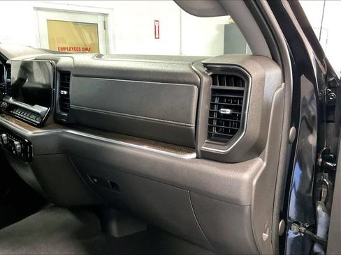 Used 2023 Chevrolet Silverado 1500 LT AWD/4WD image 10
